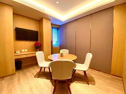 Grand Dragon Hotel