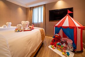 Grand Dragon Hotel