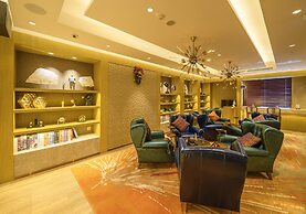 Grand Dragon Hotel