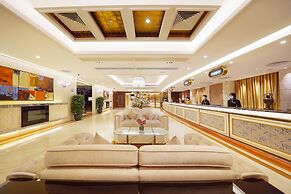 Grand Dragon Hotel