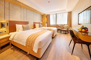 Grand Dragon Hotel