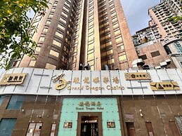 Grand Dragon Hotel