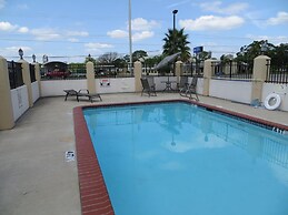 The Executive Inn & Suites