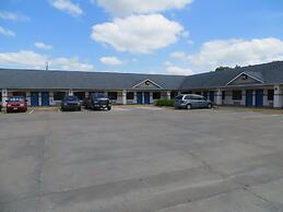 The Executive Inn & Suites