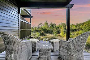 Kingfisher Bay Resort