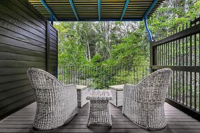 Kingfisher Bay Resort