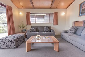 Kingfisher Bay Resort