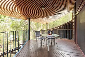Kingfisher Bay Resort