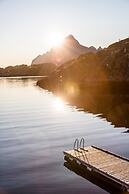 Nyvågar Rorbuhotell  - by Classic Norway Hotels