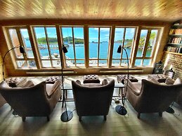 Nyvågar Rorbuhotell  - by Classic Norway Hotels