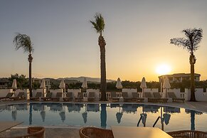 Arkadia Luxury Hotel Apartments