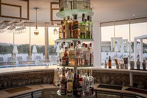 Arkadia Luxury Hotel Apartments