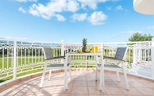 Arkadia Luxury Hotel Apartments