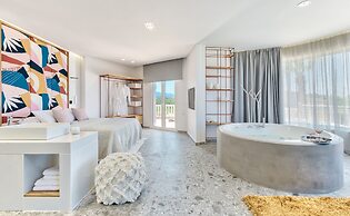 Arkadia Luxury Hotel Apartments