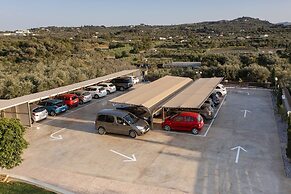 Arkadia Luxury Hotel Apartments