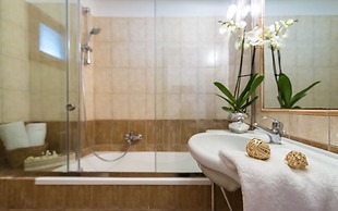 Arkadia Luxury Hotel Apartments