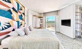 Arkadia Luxury Hotel Apartments