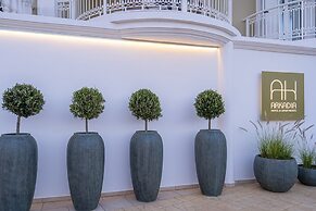 Arkadia Luxury Hotel Apartments