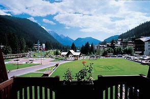 Hotel Club Relais Des Alpes