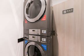 ibis Shanghai Chengshan Road Hotel