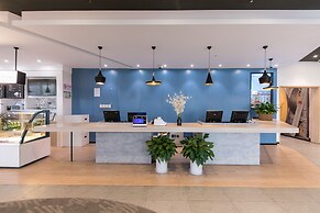 ibis Shanghai Chengshan Road Hotel