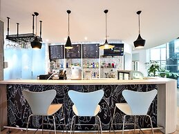 ibis Shanghai Chengshan Road Hotel