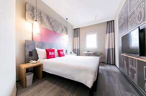 ibis Shanghai Chengshan Road Hotel