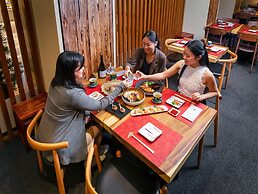 Resorts World Sentosa - Crockfords Tower