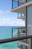 The St. Regis Bal Harbour Resort
