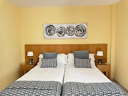 Macdonald La Ermita Resort