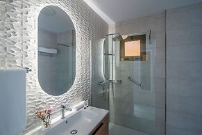 Macdonald La Ermita Resort