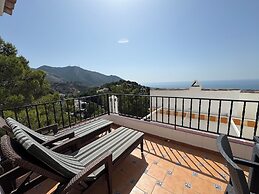 Macdonald La Ermita Resort