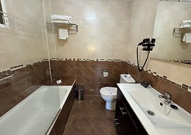 Macdonald La Ermita Resort