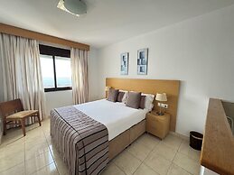 Macdonald La Ermita Resort