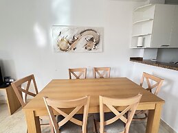 Macdonald La Ermita Resort