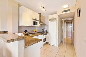 Macdonald La Ermita Resort