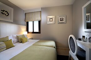 Macdonald La Ermita Resort