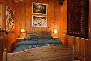 Ohn-Bar Guesthouse