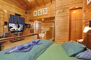 Ohn-Bar Guesthouse