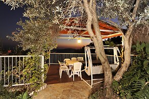 Ohn-Bar Guesthouse
