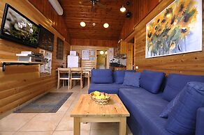 Ohn-Bar Guesthouse