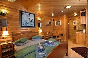 Ohn-Bar Guesthouse