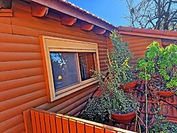 Ohn-Bar Guesthouse