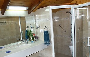 Ohn-Bar Guesthouse