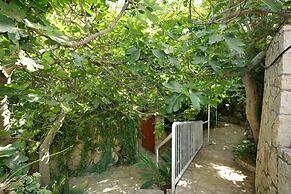 Ohn-Bar Guesthouse