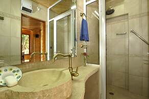Ohn-Bar Guesthouse