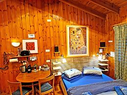 Ohn-Bar Guesthouse