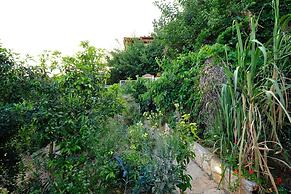 Ohn-Bar Guesthouse