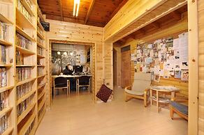 Ohn-Bar Guesthouse