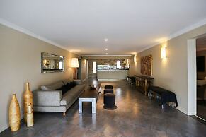 Bahía Redonda Hotel